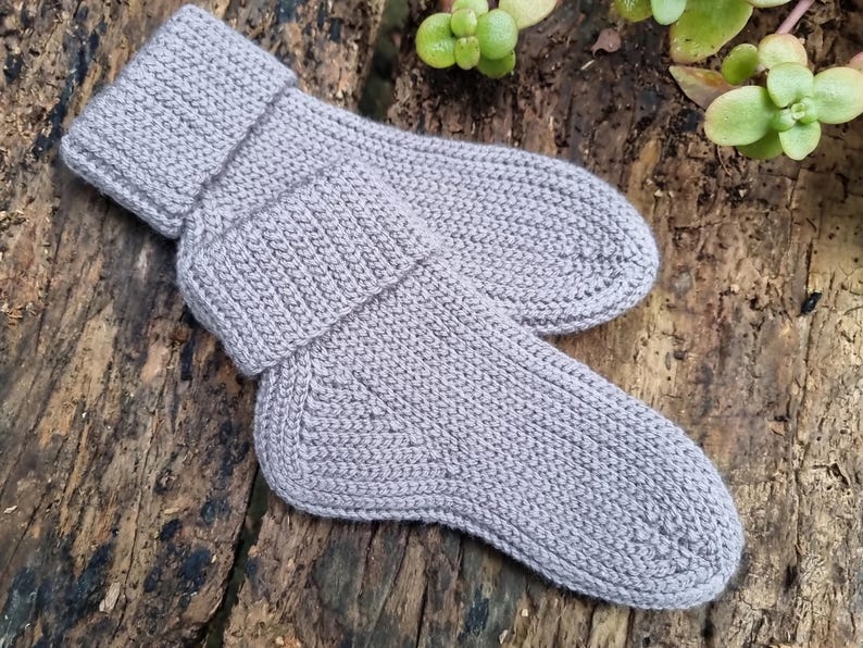 Easy Crochet Socks Pattern