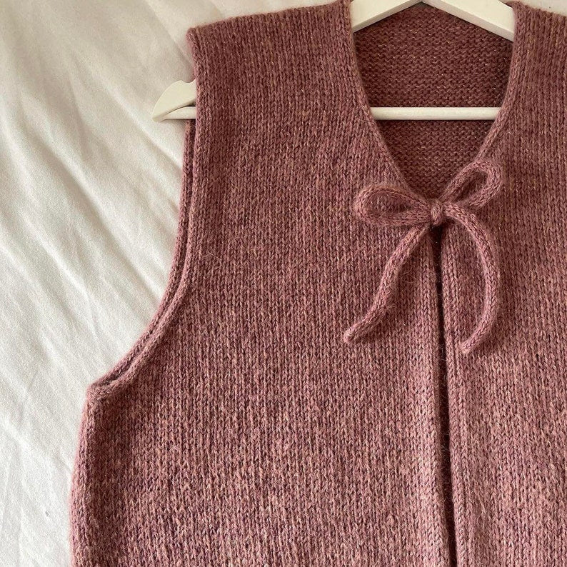 Flora Vest Knitting Pattern