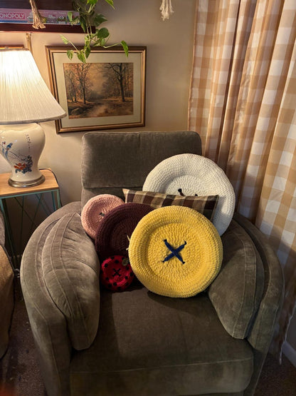 Jumbo Crochet Button Pillow Pattern