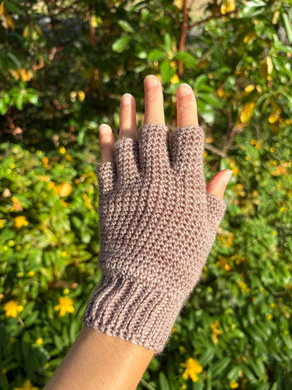 Gaia Gloves PDF crochet pattern