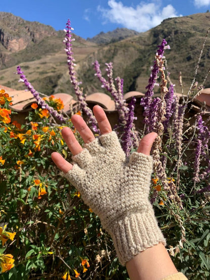 Gaia Gloves PDF crochet pattern