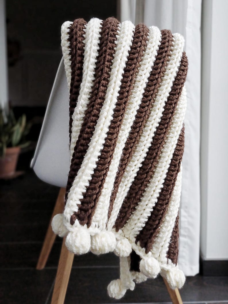 Chunky Crochet Modern Ribbed Blanket Pattern