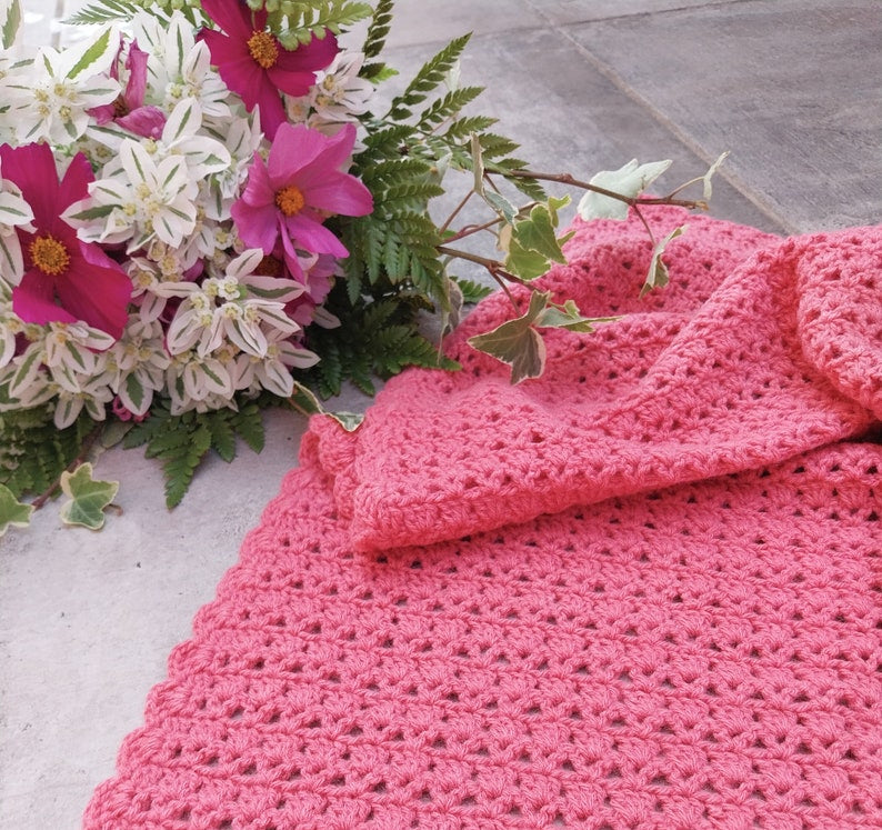 Crochet baby blanket pattern