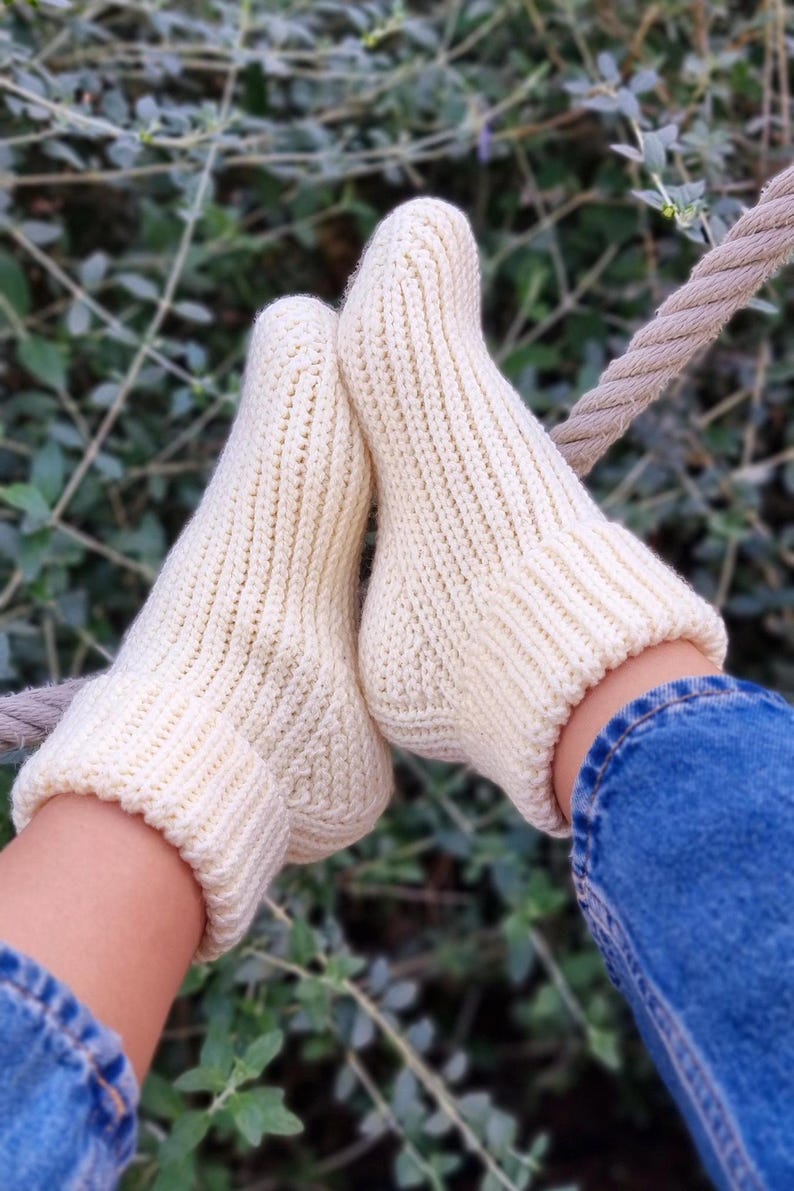 Easy Crochet Socks Pattern