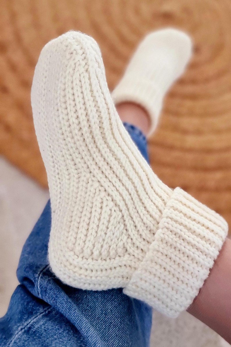 Easy Crochet Socks Pattern