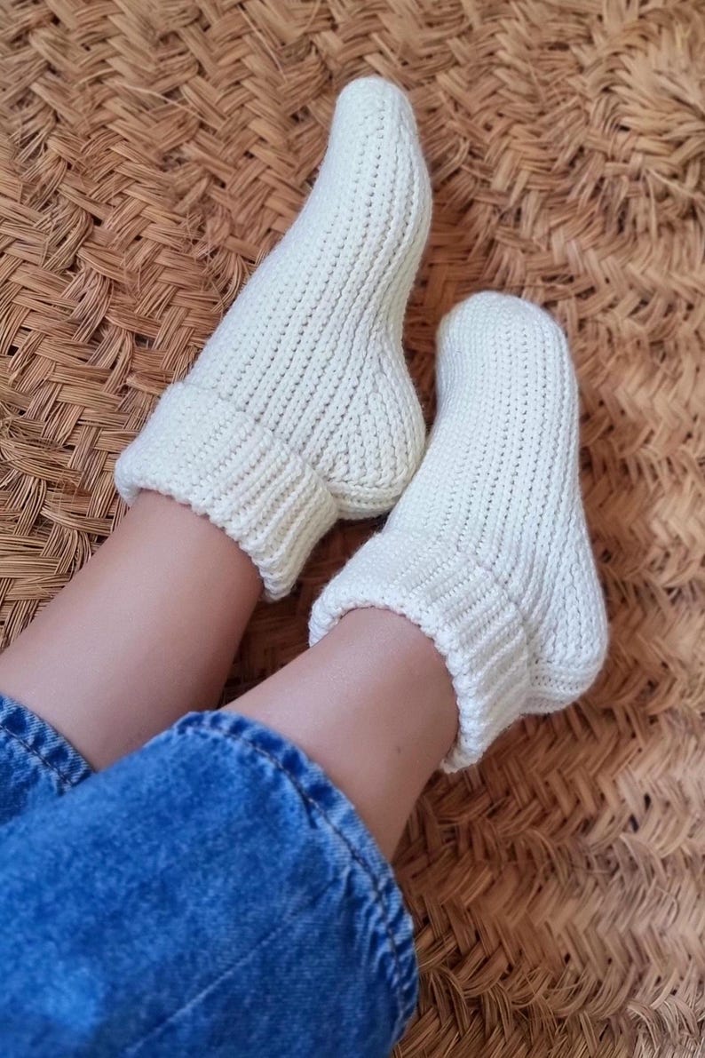 Easy Crochet Socks Pattern