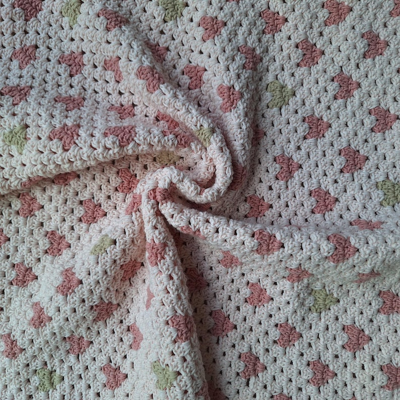 Granny heart baby blanket Crochet pattern