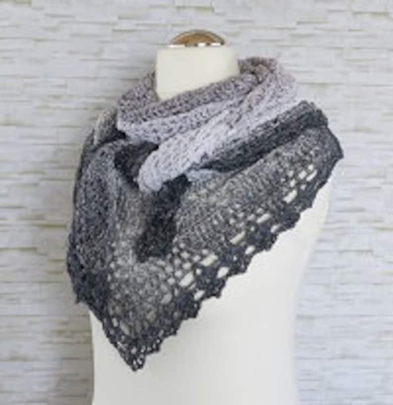 "Elomina" pattern: a beautiful crocheted shawl