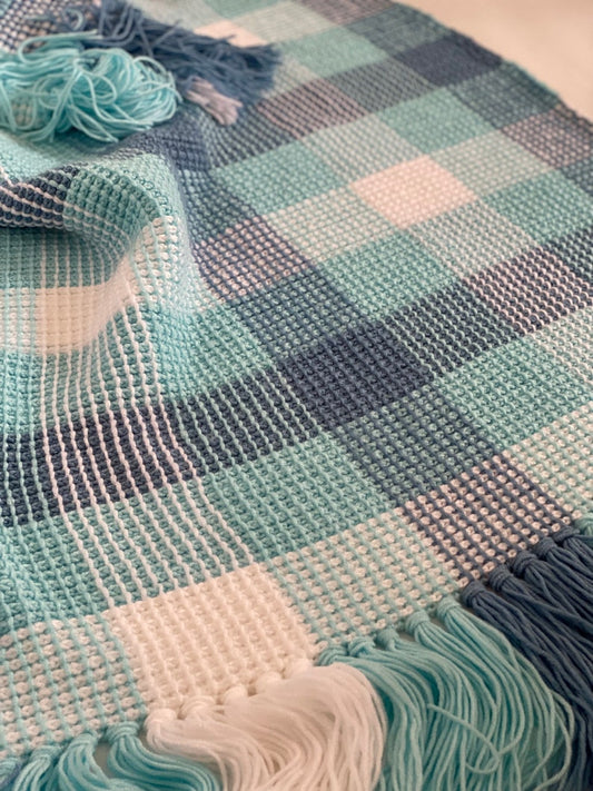 Easy Gingham Crochet Blanket Pattern