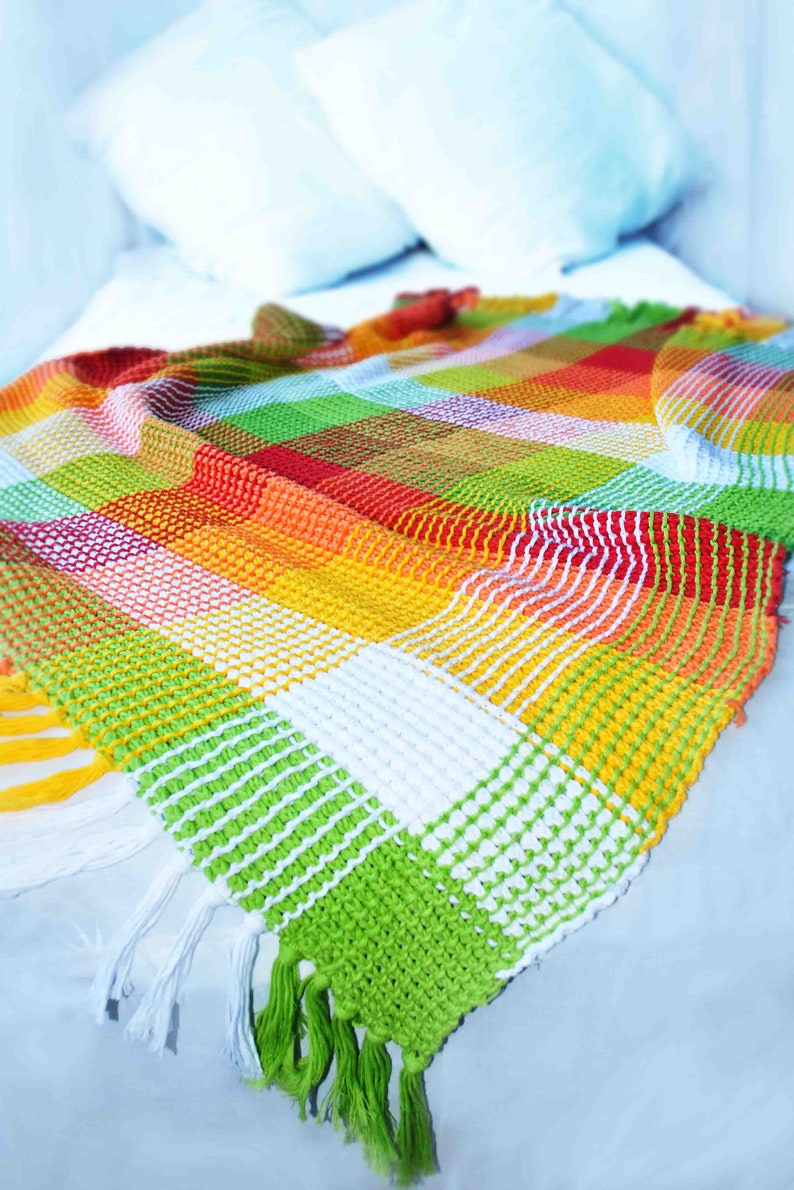 Easy Gingham Crochet Blanket Pattern