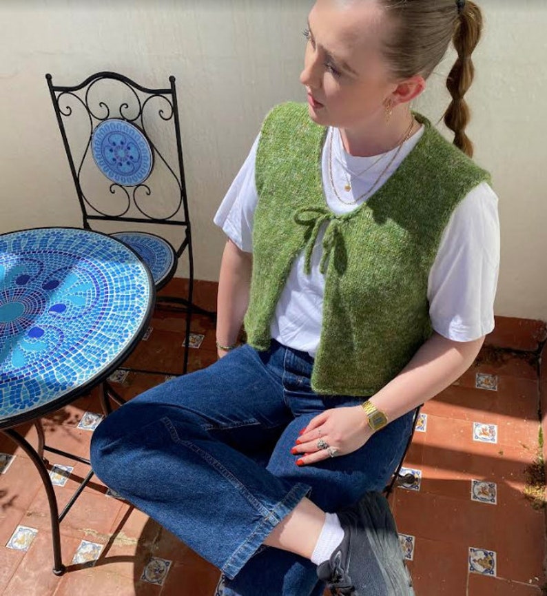 Flora Vest Knitting Pattern