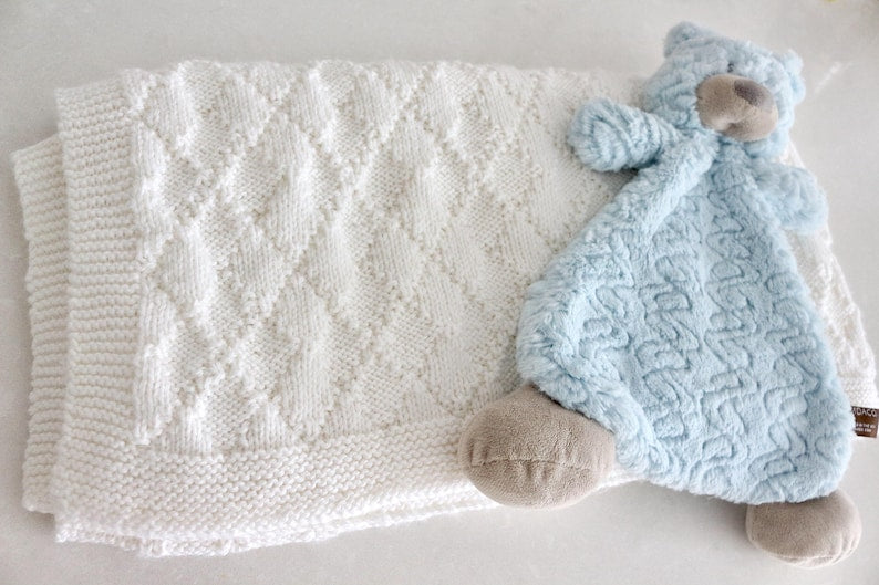 Neutral Baby Blanket Knitting Pattern