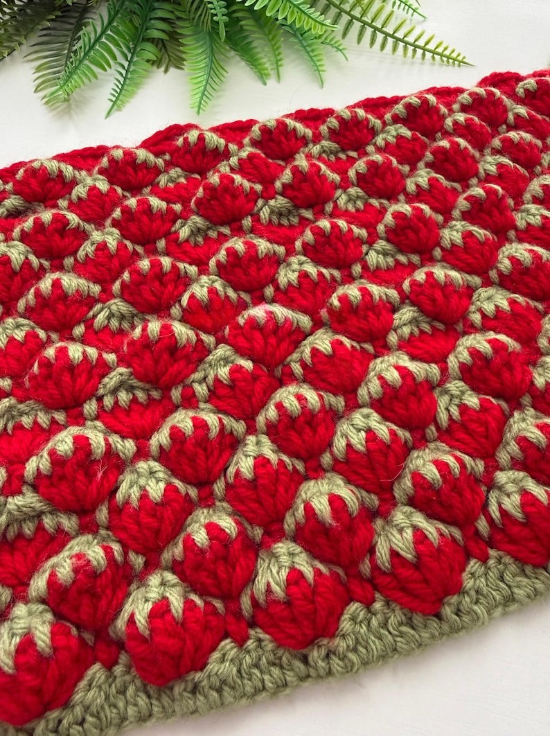 Reversible Strawberry Stitch Crochet Pattern