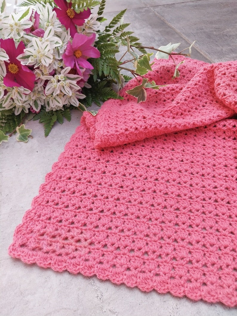 Crochet baby blanket pattern